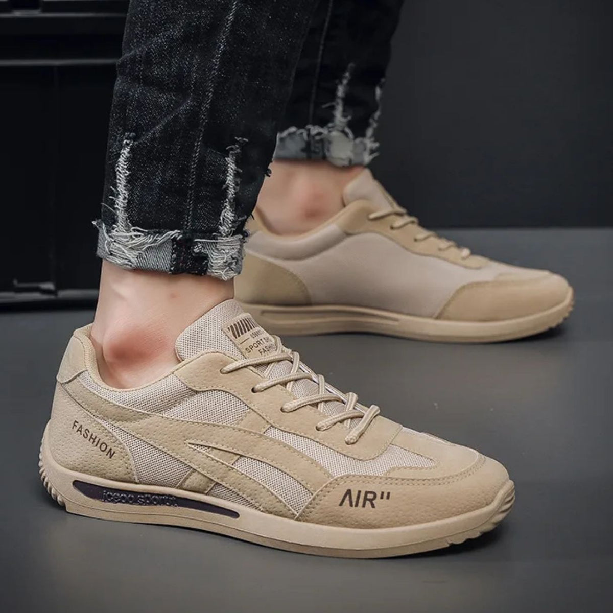 Men's orthopedic sneakers with a cushioned midsole, in beige, dark gray and green