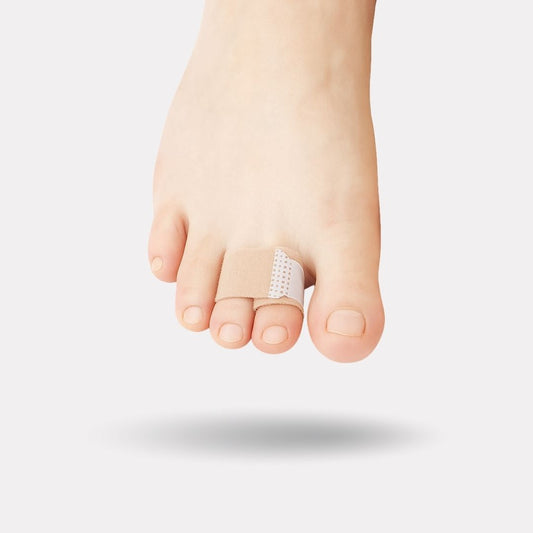 Fabric strap looped around the toes and forefoot to straighten a claw toe