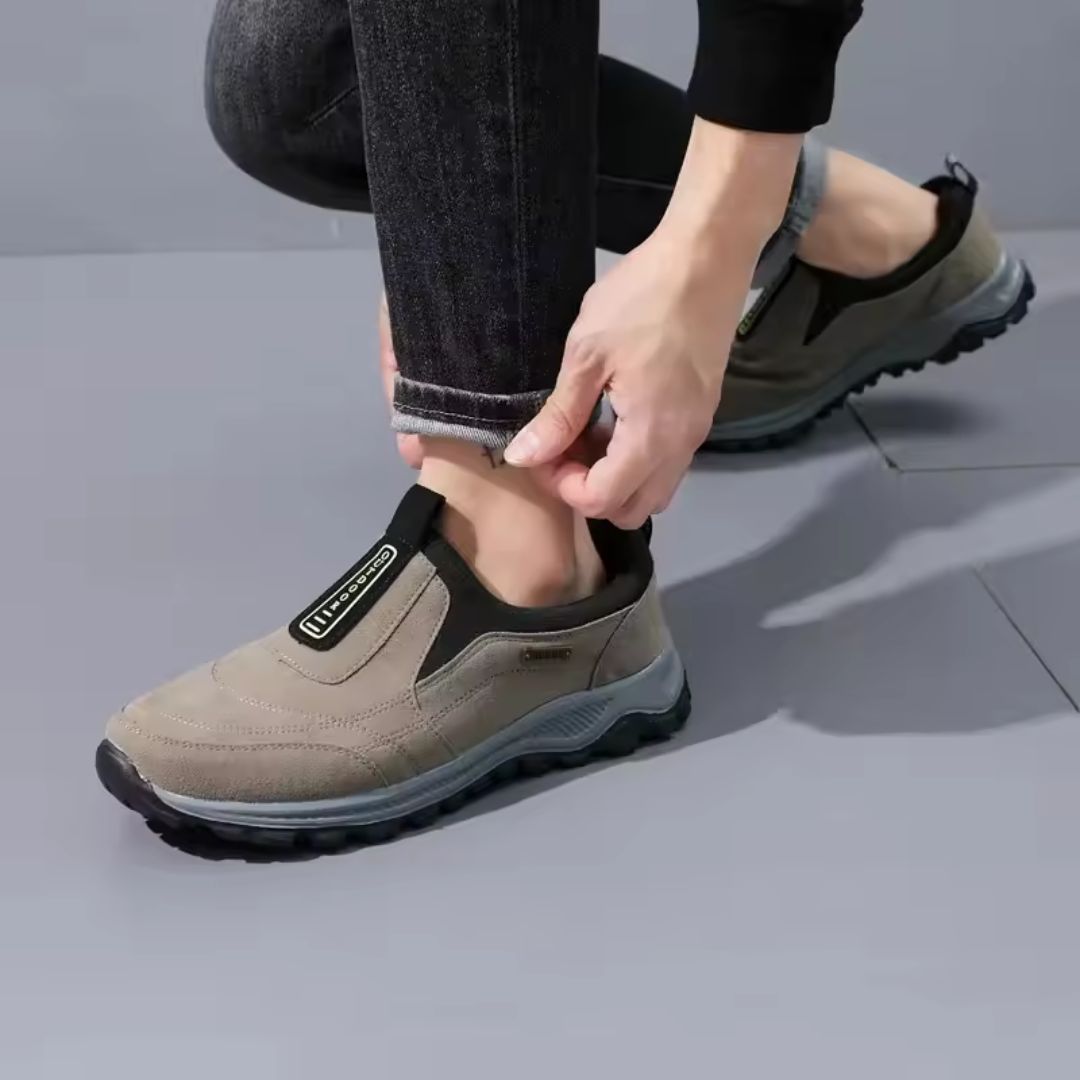 Orthopedic walking shoes with a padded collar, in dark blue, khaki, black, brown and green