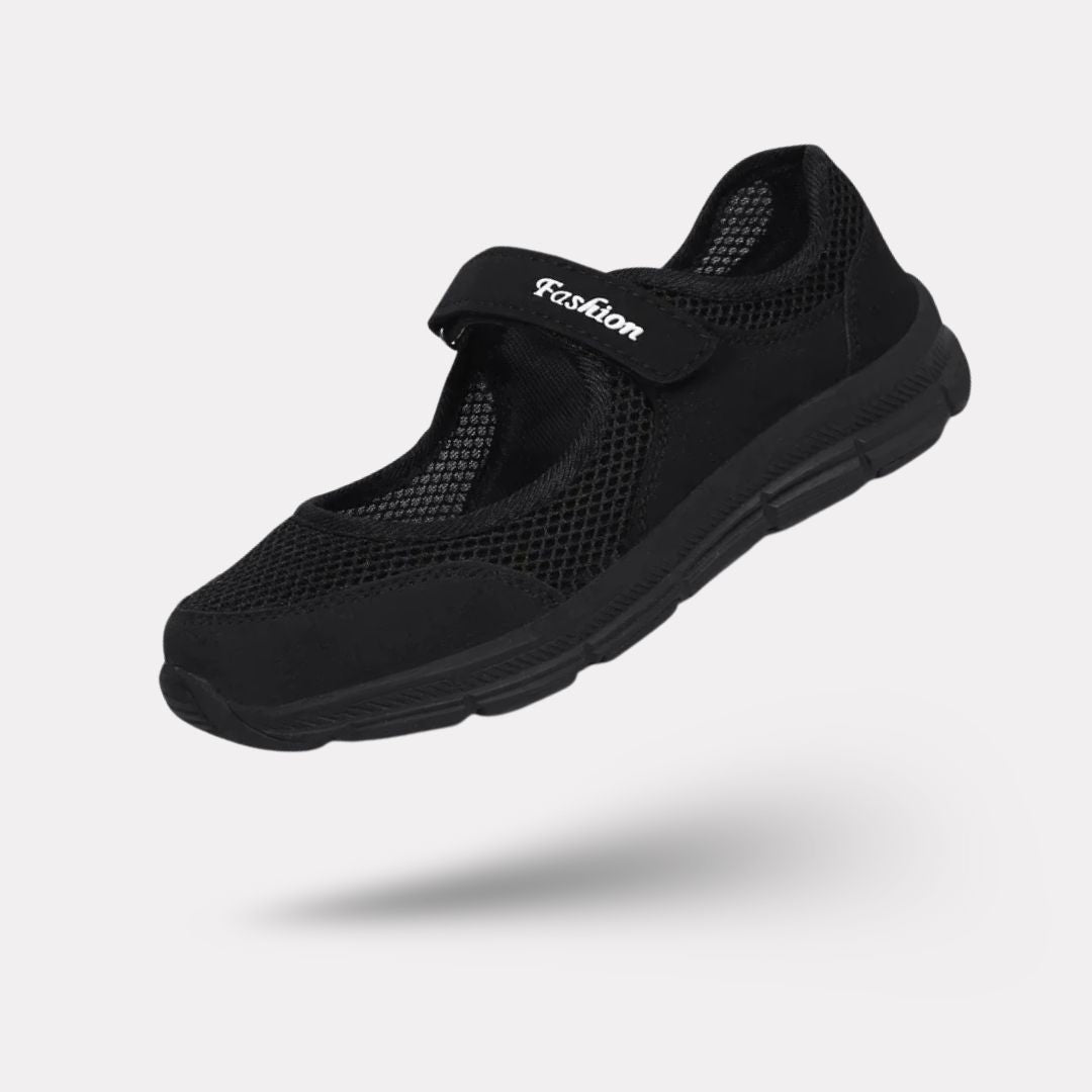 Women's breathable knit sneakers with a lightweight sole, in gray, black and wine red
