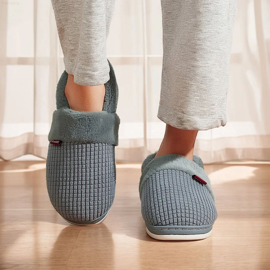 Lined house slippers with an anatomical footbed, in pink, caramel, gray and purple
