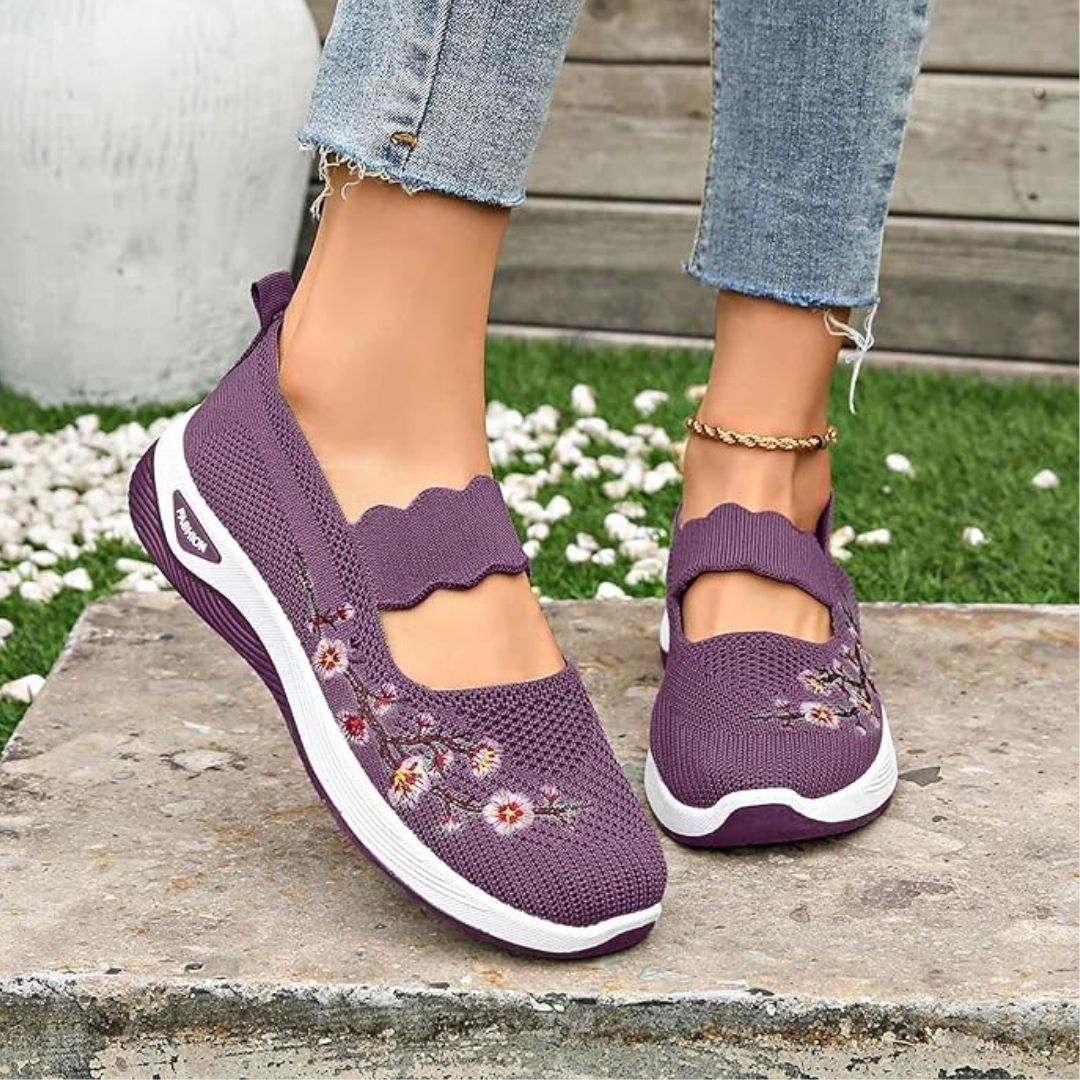 Slip-on orthopedic comfort shoes for women with a cushioned sole, in purple, black, green and gray