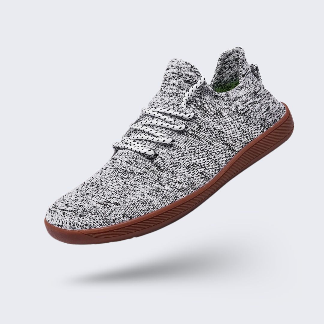 Breathable barefoot shoes with a wide toe box and a thin flexible sole