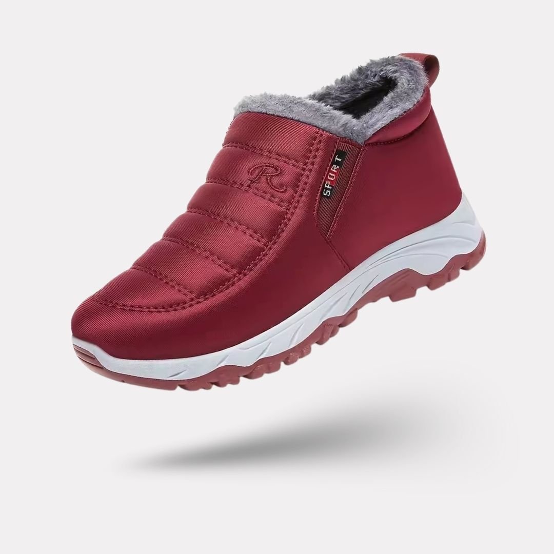 Men's insulated cotton winter shoes with a padded collar around the ankle