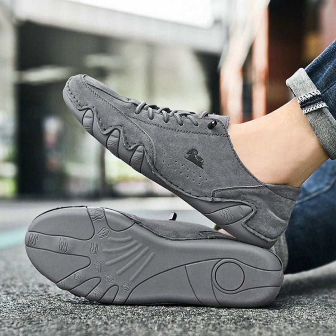 Leather shoes with a supportive orthopedic footbed, in white, black, gray, khaki, brown and green