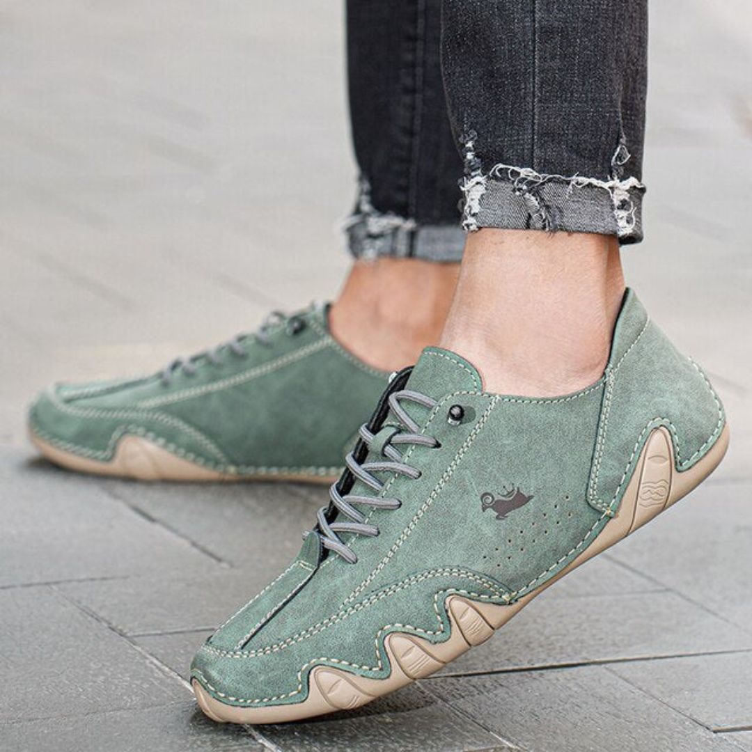 Leather shoes with a supportive orthopedic footbed, in white, black, gray, khaki, brown and green