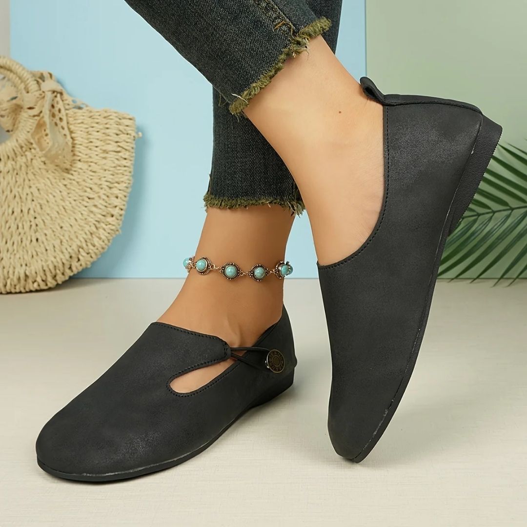 Slip-on orthopedic shoes with a soft rounded toe box, in khaki, caramel and black