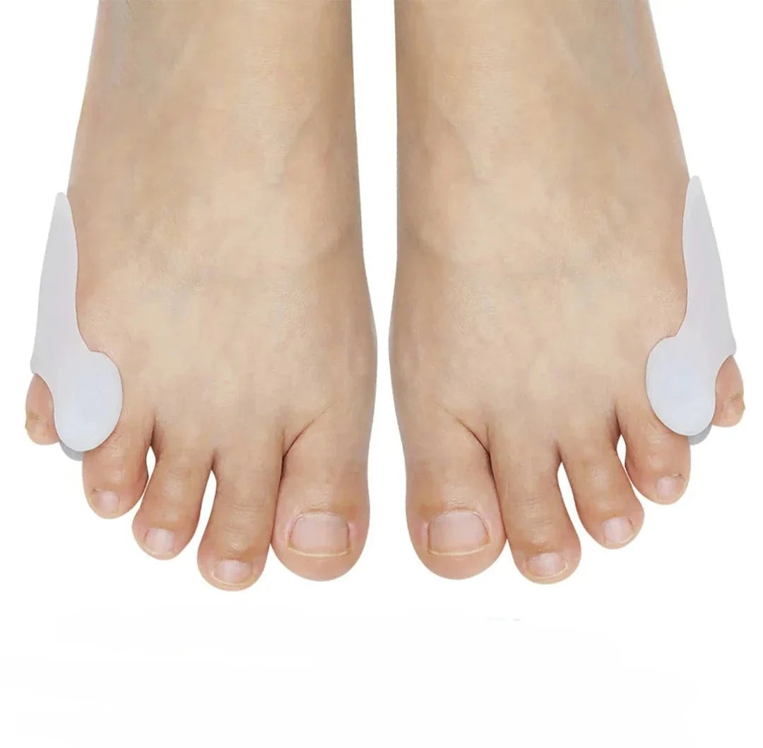 Small soft sleeve slipped over the little toe to cushion a tailor's bunion