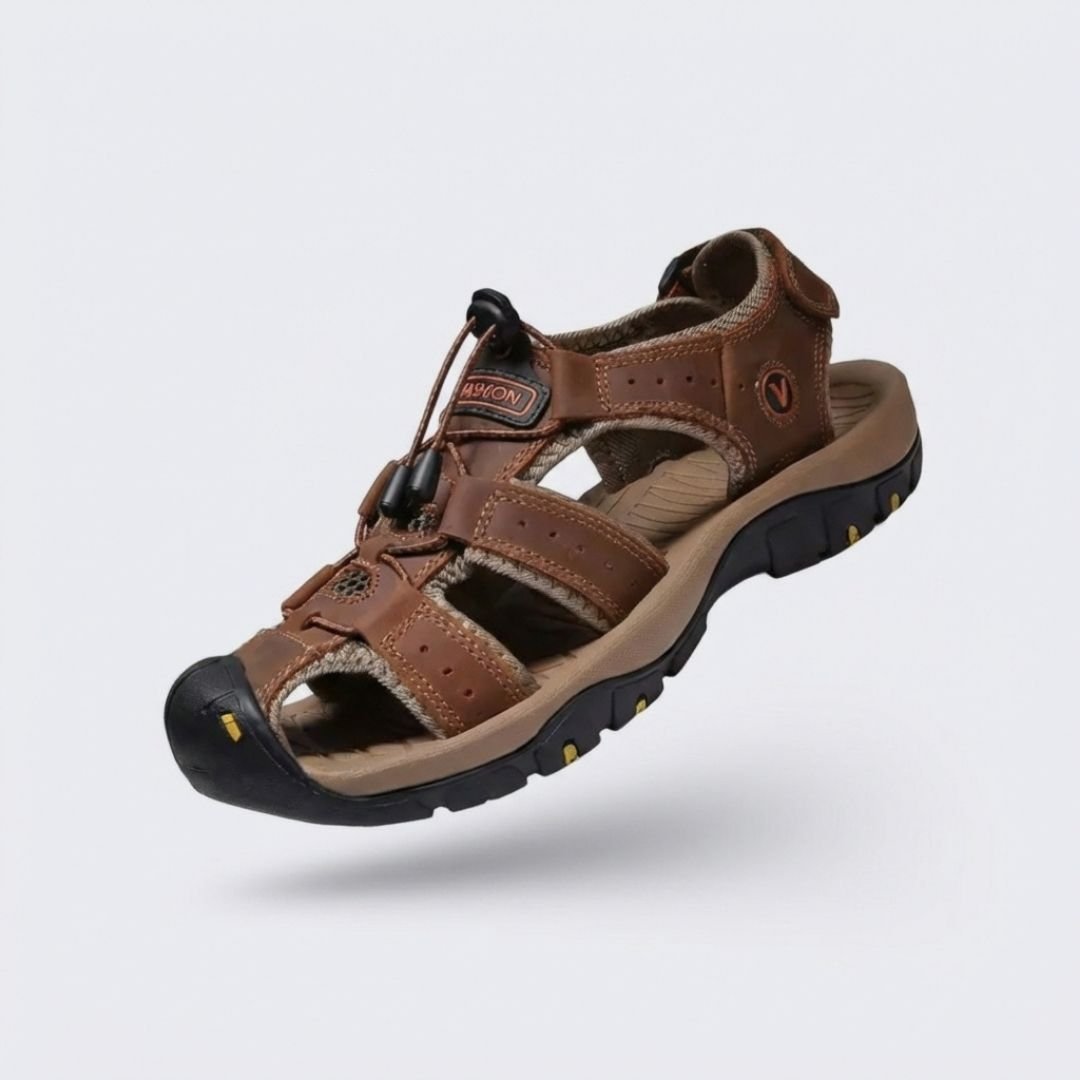 Men's summer sandals with wide adjustable straps and a cushioned arch support