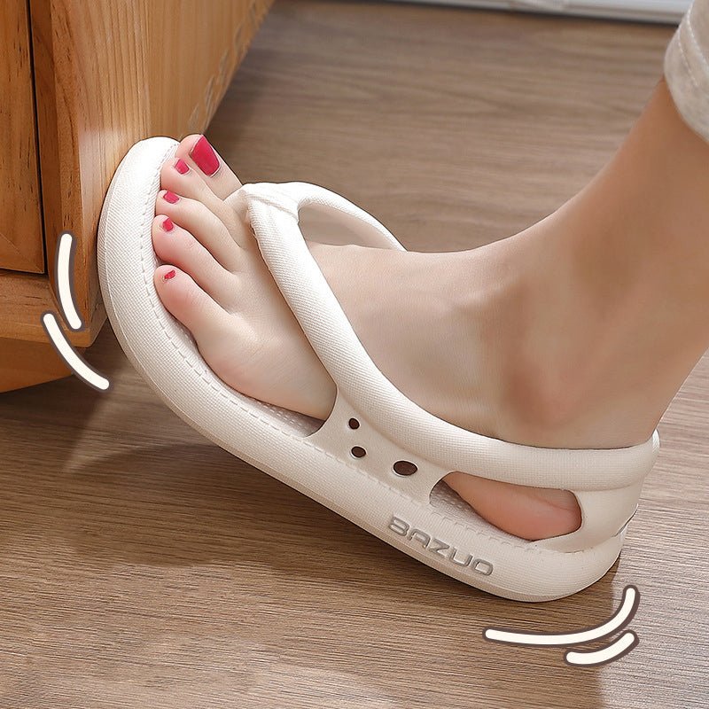 Men's ergonomic sandals with adjustable straps and a contoured orthopedic footbed