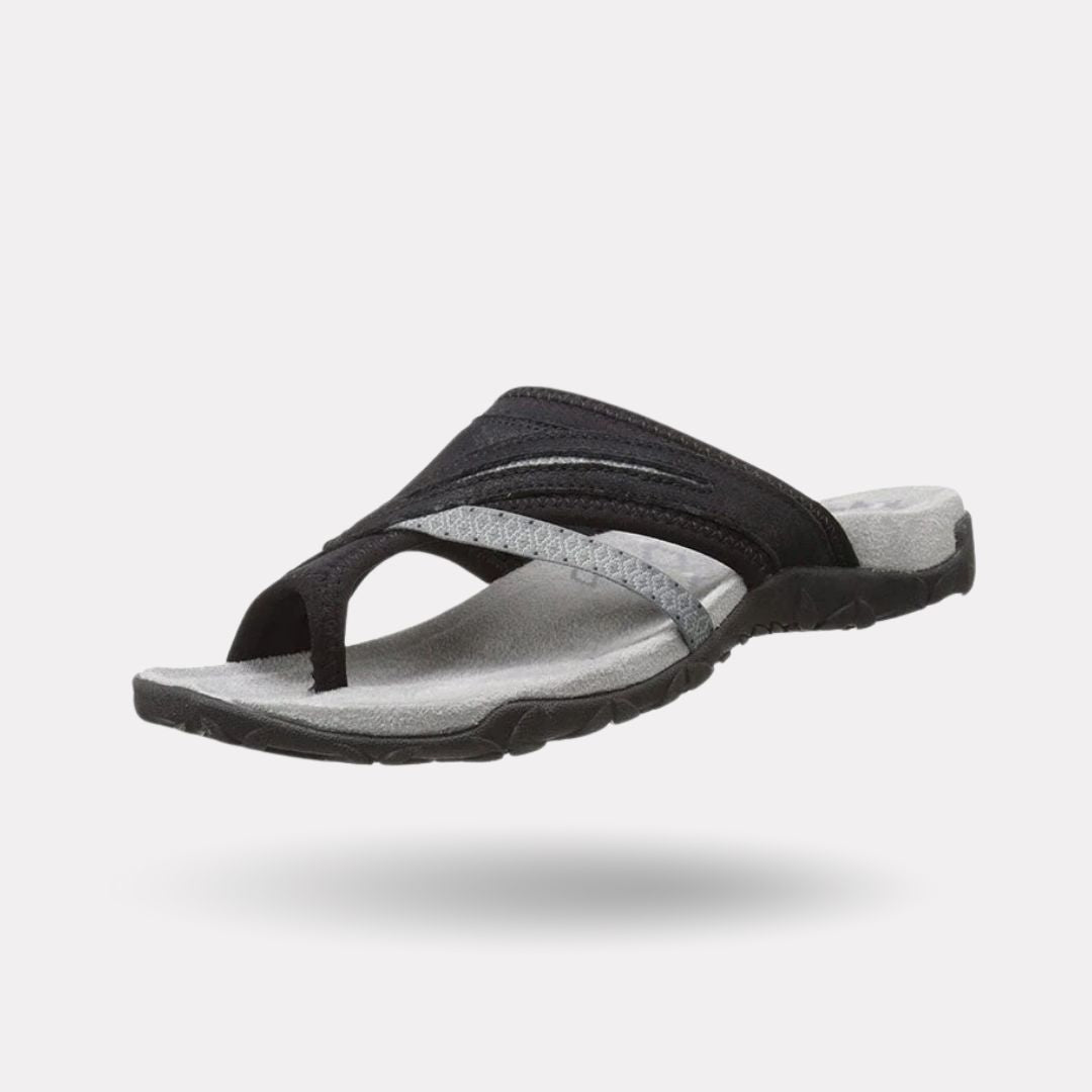 Orthopedic sandals with a wide toe strap that frees the bunion, in black, gray, blue or red